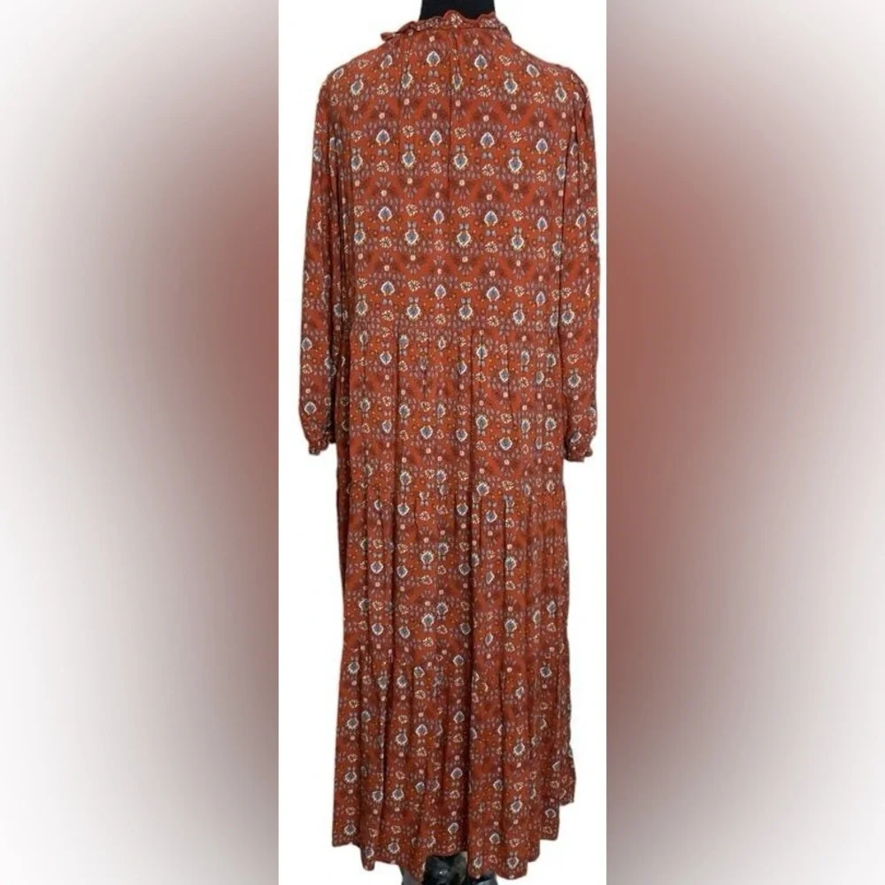MAX STUDIO 100% Rayon Rust Floral Long Sleeved Tiered Dress Size M